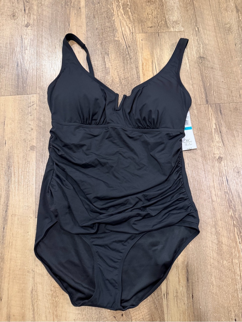 NWT Anne Cole Black V-Notch One-Piece Swimsuit 16